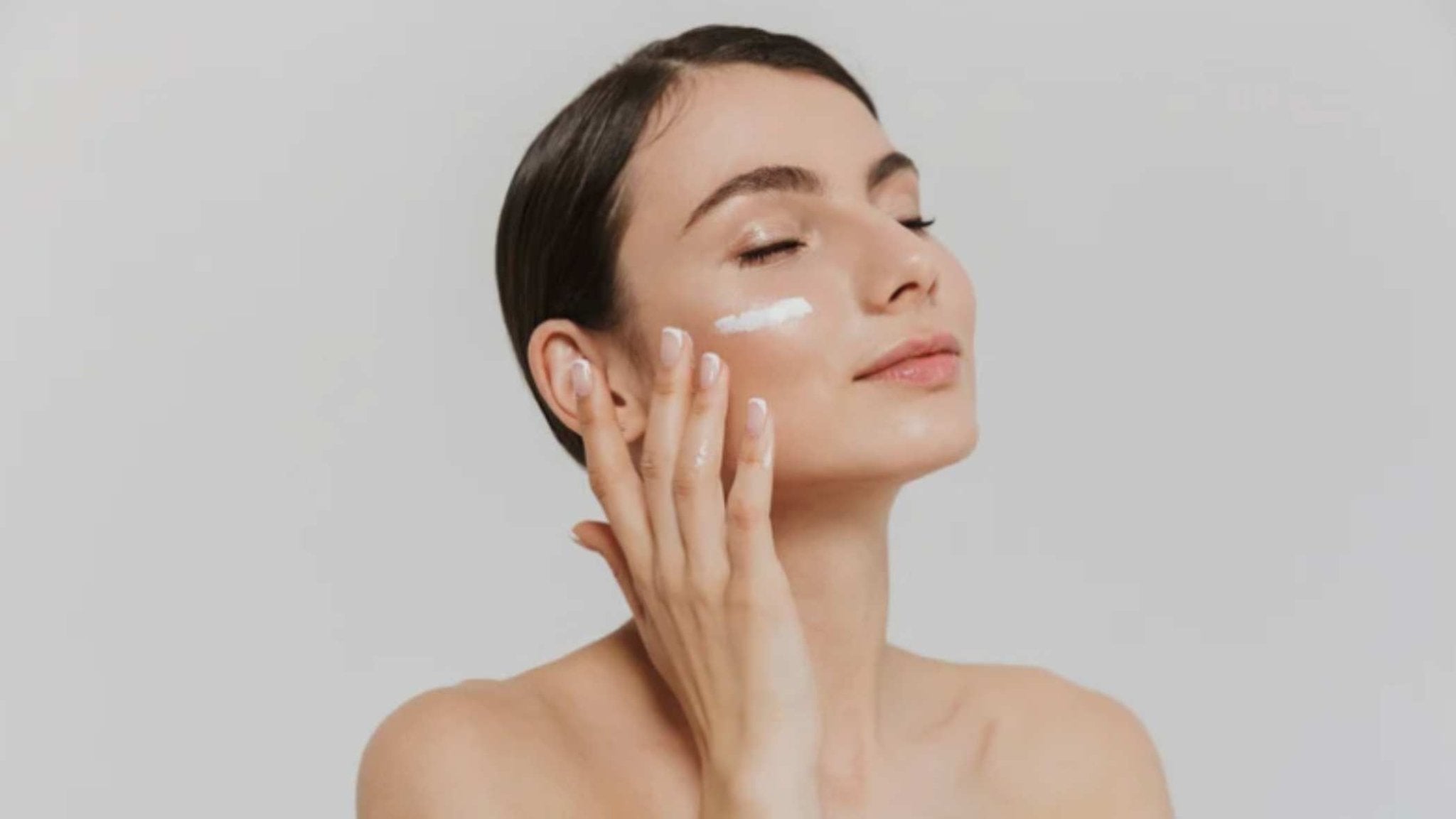 Spring Skincare: Avoiding Endocrine Disruptors for Sensitive Skin - French Beauty Co.