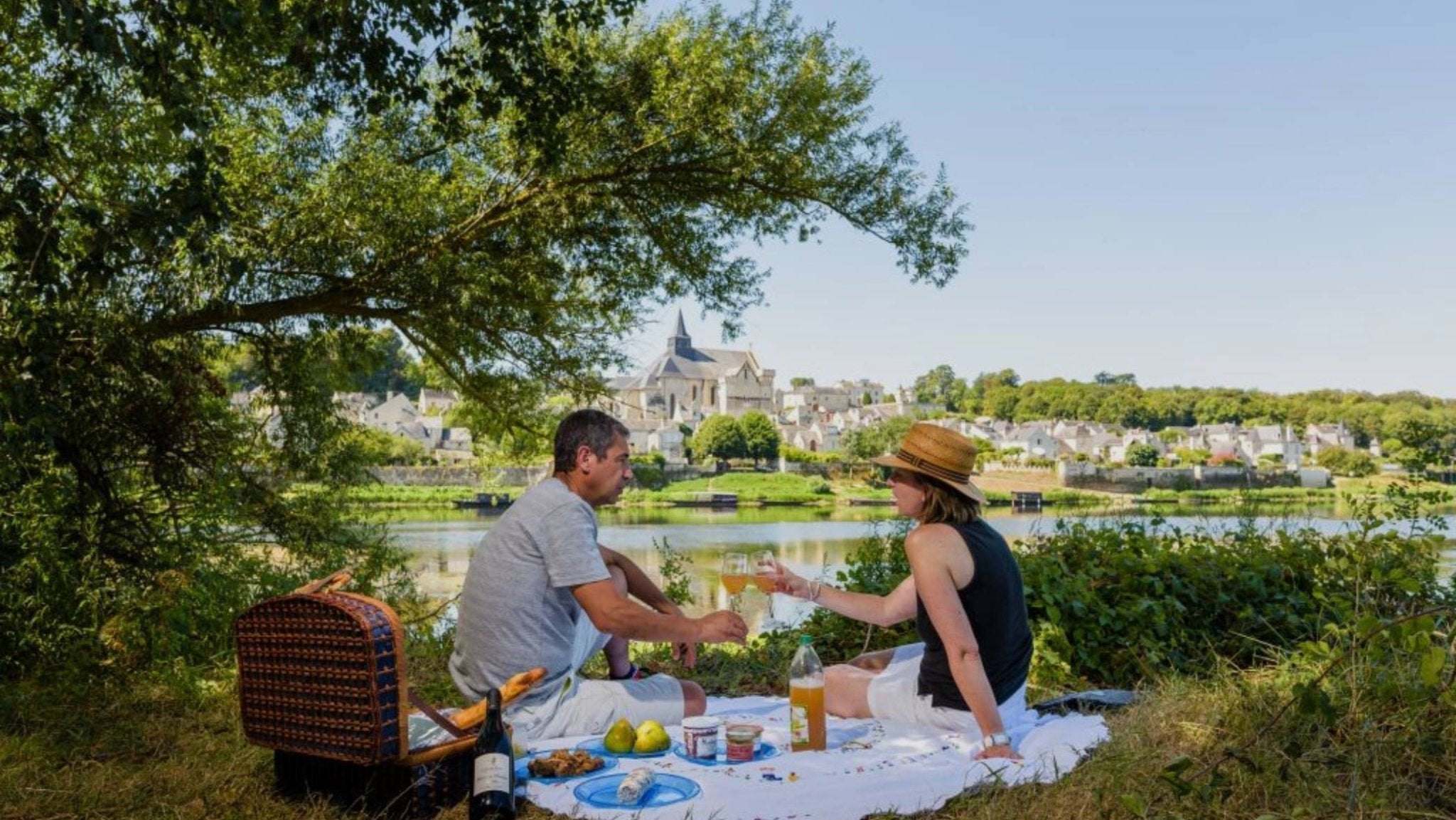 Why The French Don’t Work In August - It Starts Now - French Beauty Co.