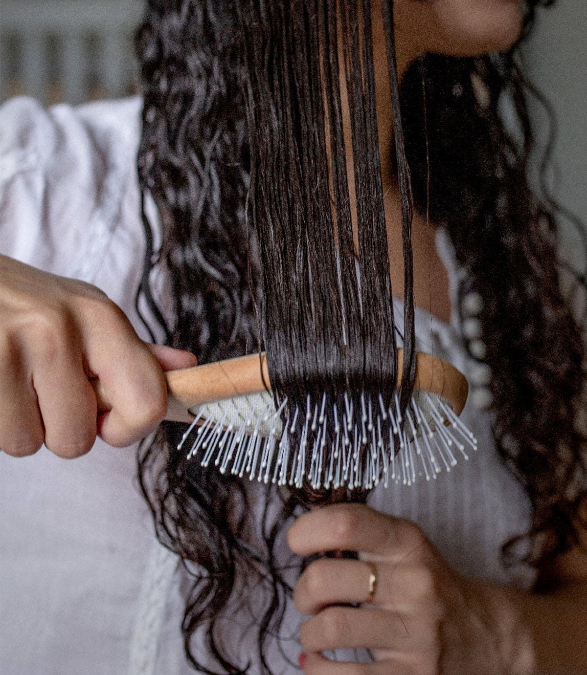 001 Wooden Detangling Hair Brush with Nylon bristles