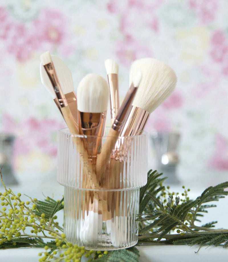 104 Foundation Brush