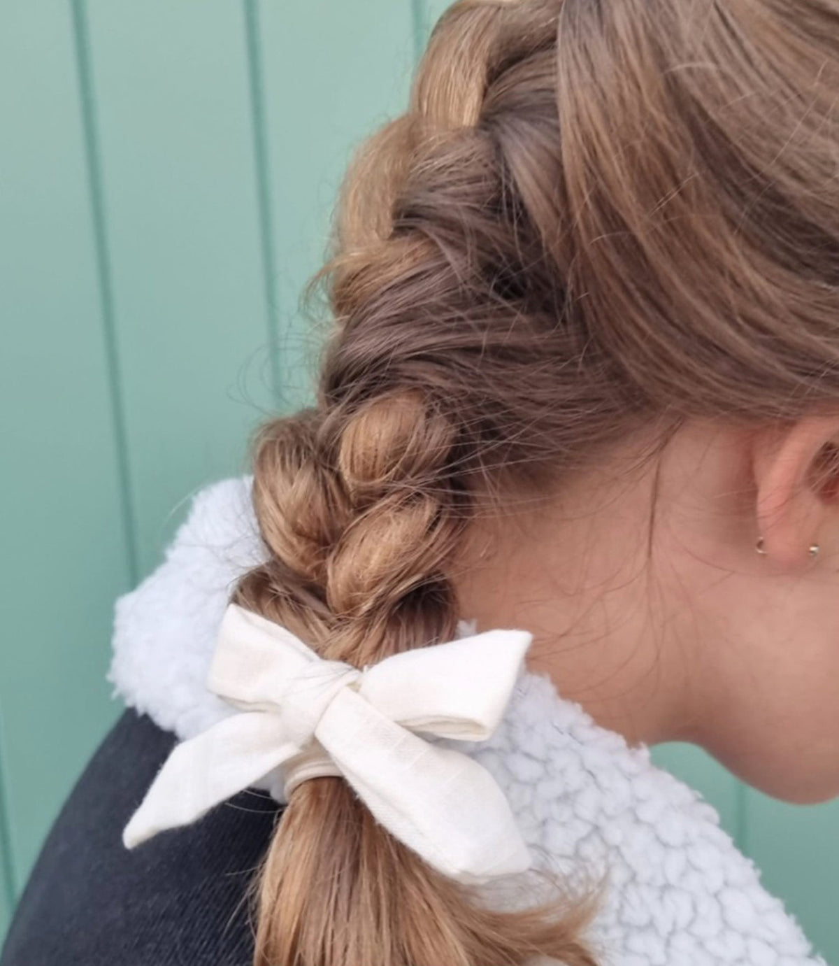 419 Hair Clip with Cream Fabric Bow - Alice