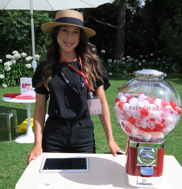 So Frenchy So Chic - Serving up beauty!