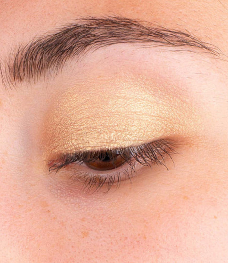 Liquid Eye Shadow - 02 Golden Honey - French Beauty Co.La Crique