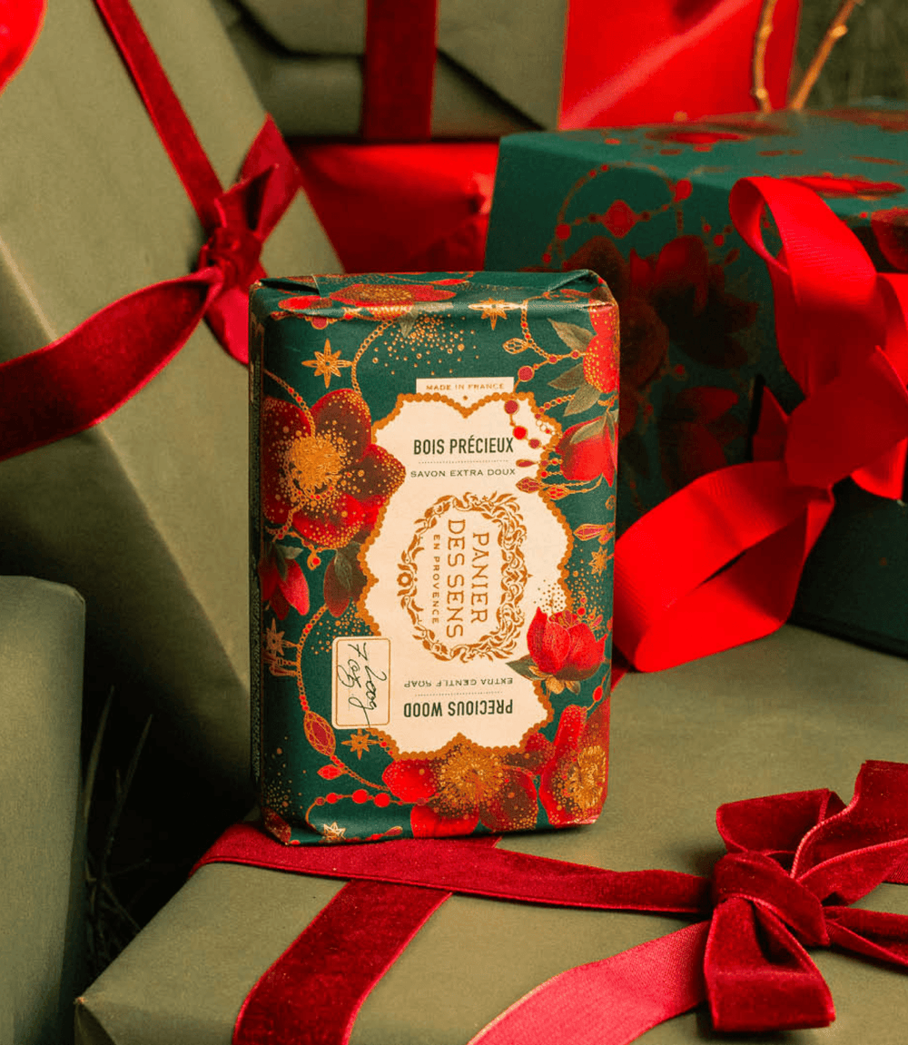 Xmas Precious Wood Scented Soap 200g